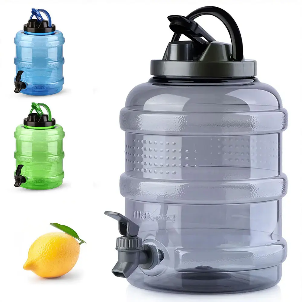 Zdjęcie produktu Słój plastikowy z kranikiem do napojów lemoniady nietłukący 4,7l 15x15x26 cm mix kolor 1 szt.