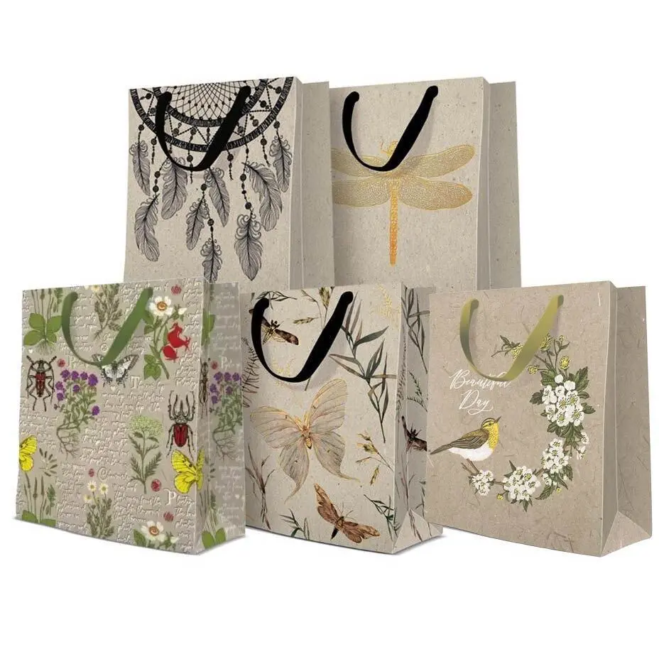 Zdjęcie produktu Torba papierowa prezentowa kraft ekologiczna PAW mix wzorów 20x10x25 cm