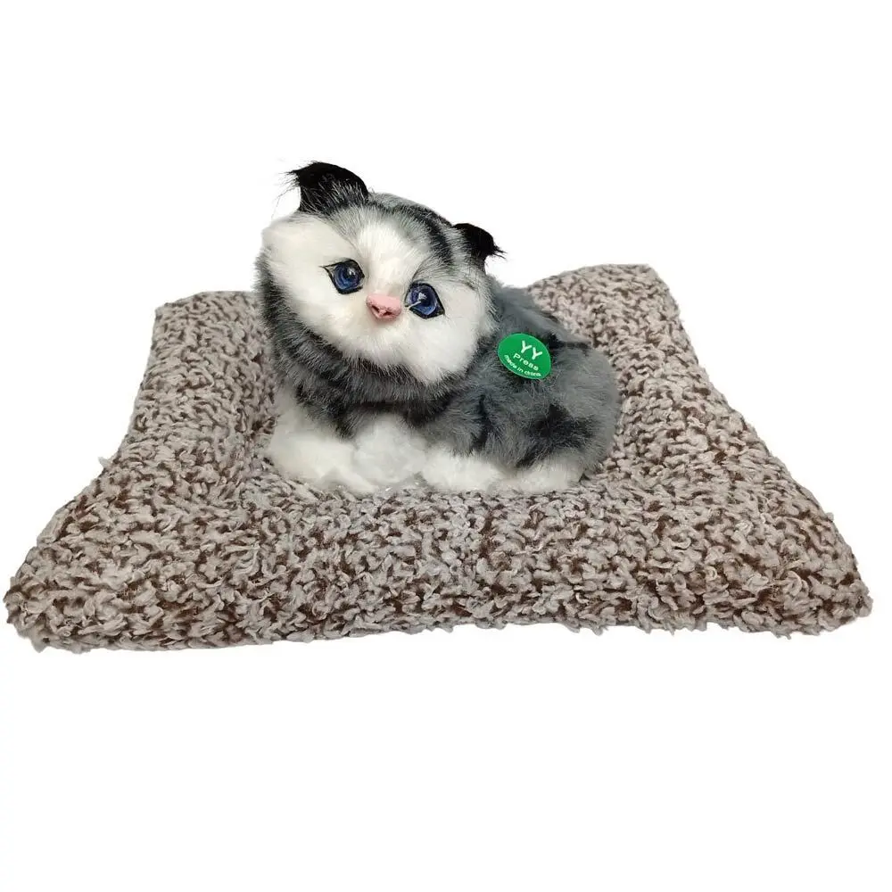 Zdjęcie produktu Interaktywny Kotek na Poduszce Pluszowy Kot maskotka miauczy dźwięki 19x16x10 cm