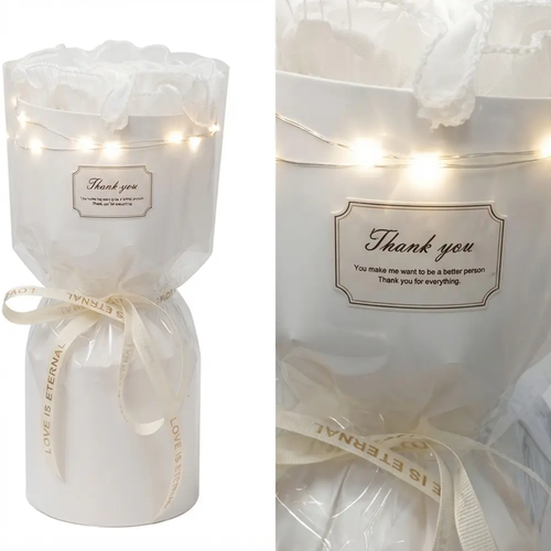 Zdjęcie produktu Wieczny Bukiet Białe Róże w Tubie Z Łańcuchem LED 26 cm 1126 Idealne na Prezent na Baterie